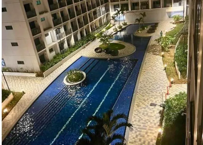Tom's Place Manila